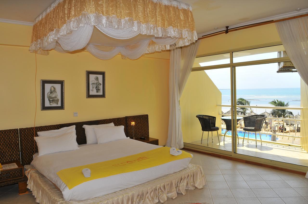 Giraffe Ocean View Hotel Dár Al-Szalám Kültér fotó